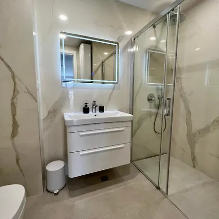 Apartman Mauro * Makarska
