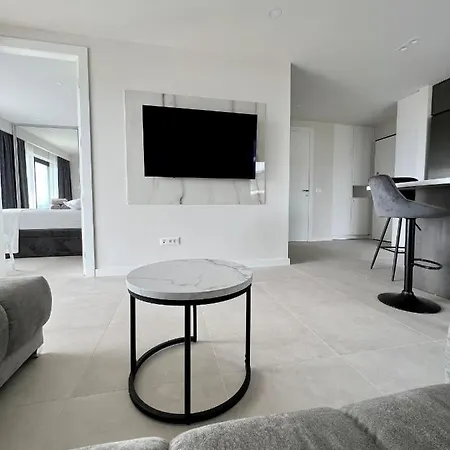 Apartment Apartman Mauro Makarska